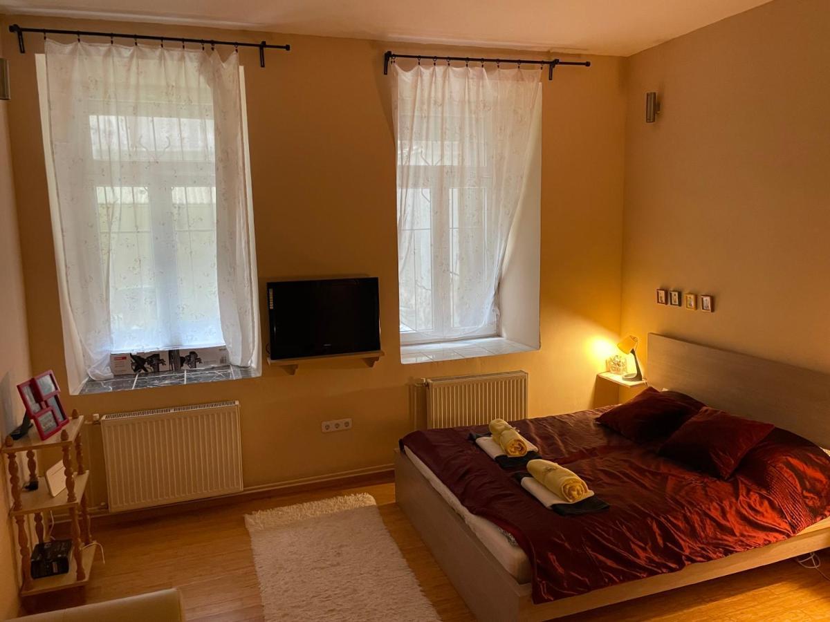 Апартаменты Budapest Clark Apartman ** Экстерьер фото