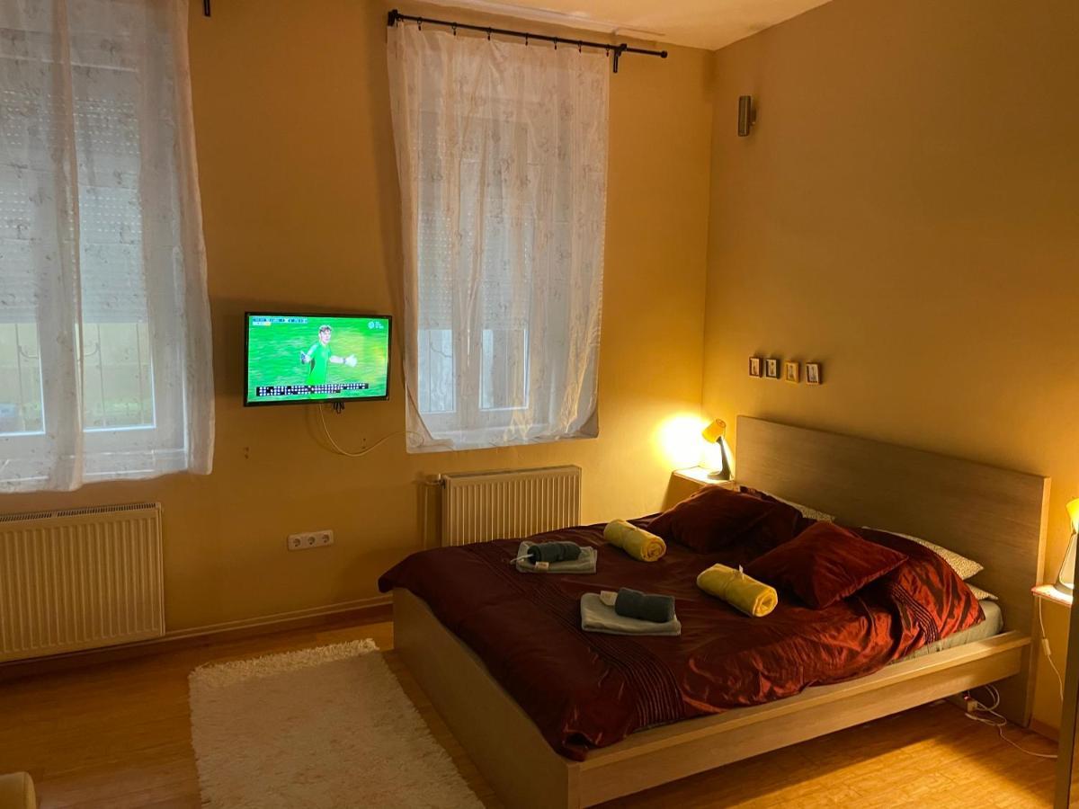 Апартаменты Budapest Clark Apartman ** Экстерьер фото