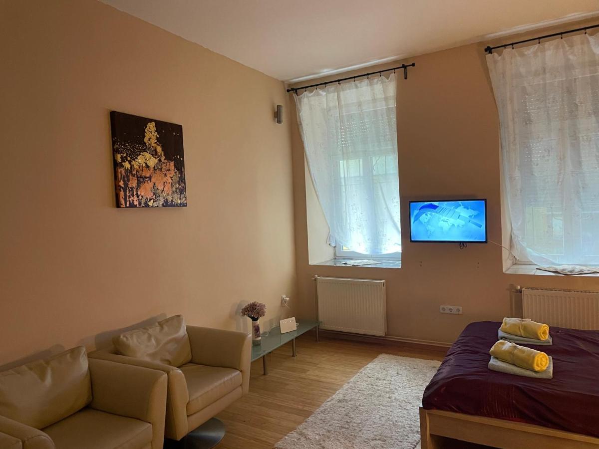 Апартаменты Budapest Clark Apartman ** Экстерьер фото